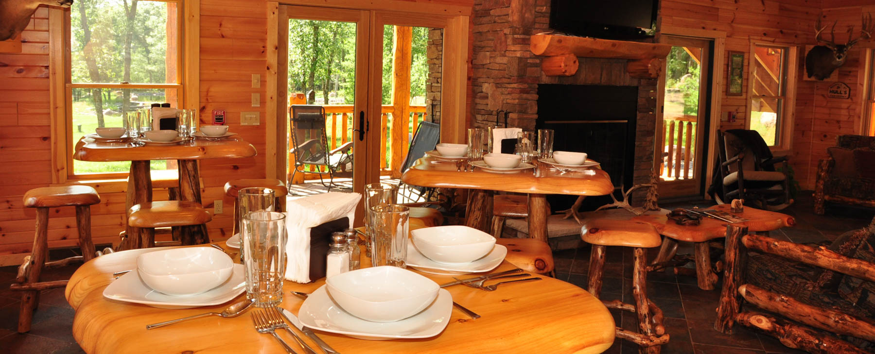 Apple Creek Whitetails In Wisconsin United States Glamping Com