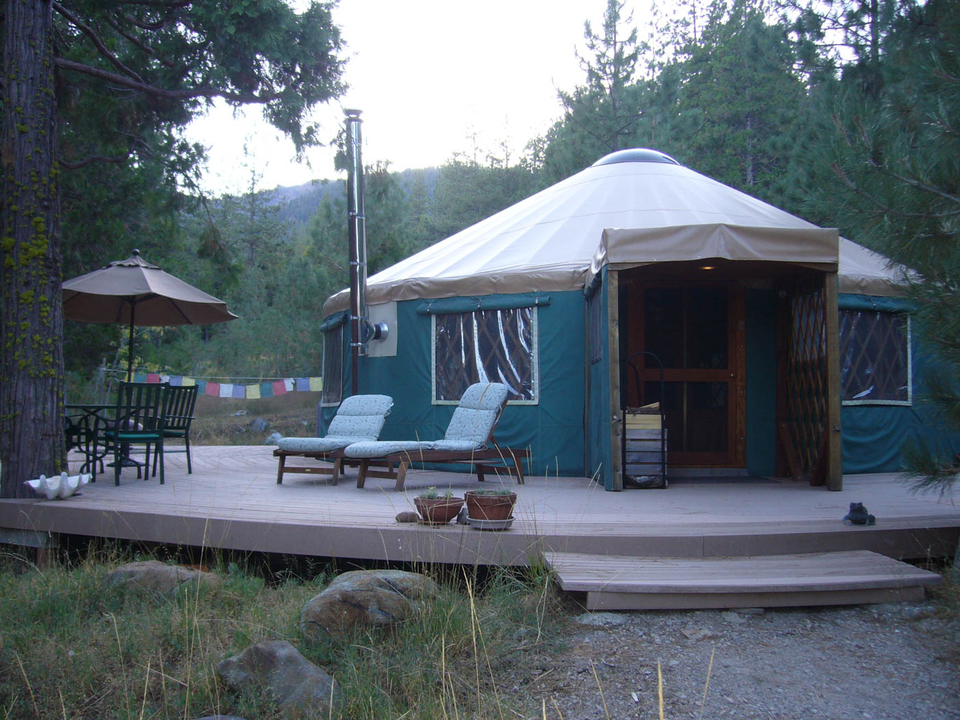 Creekside Yurt At Mount Shasta In California, United States